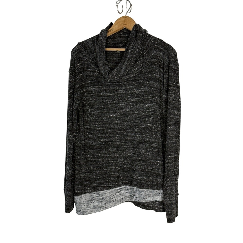Laila Jayde Women Gray two toned Pullover Sweater Medium thumb holes